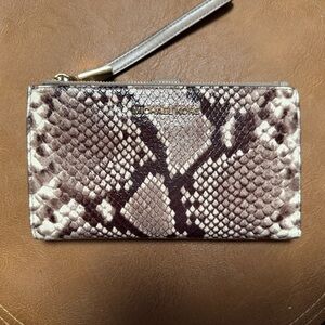 Michael Kors wristlet